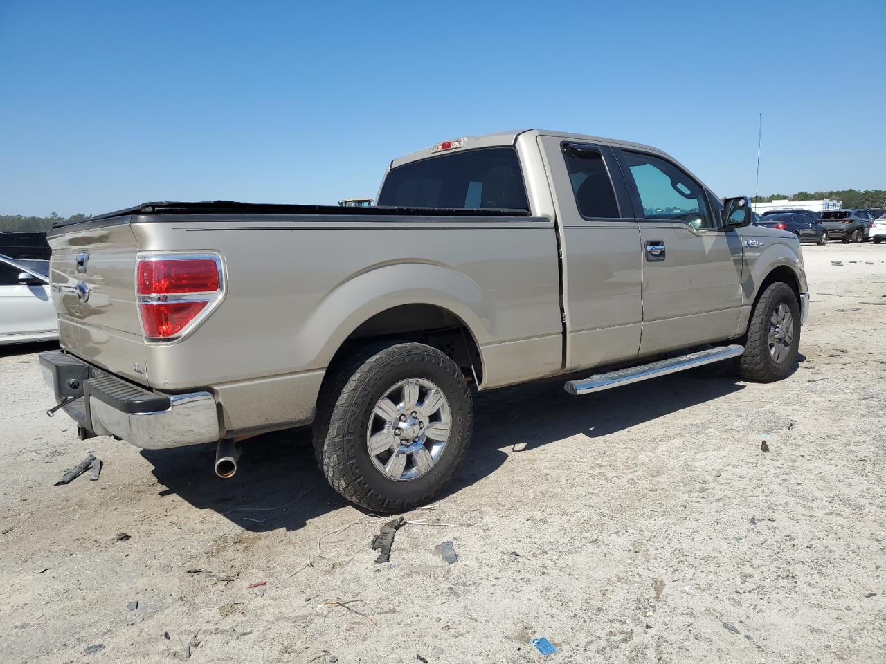 1FTFX1CV5AFC75039 2010 Ford F150 Super Cab