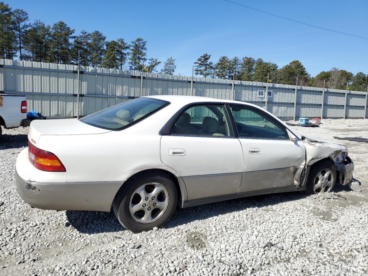 JT8BF22G0V0069919 1997 Lexus Es 300