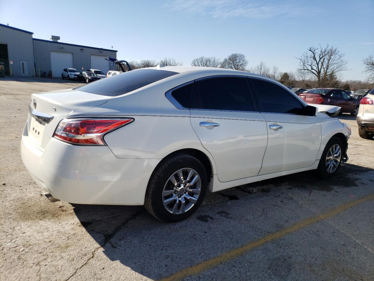 2015 Nissan Altima 2.5 vin: 1N4AL3AP4FN390188