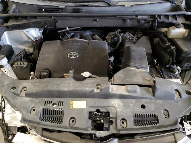 VIN 5TDJZRFH3KS599617 2019 Toyota Highlander, SE no.12