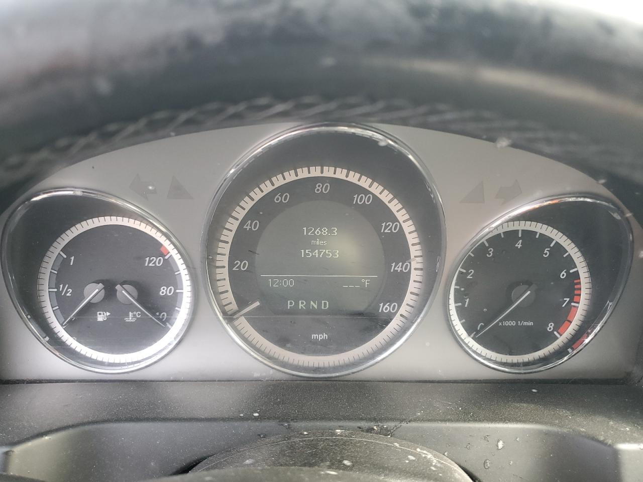 WDDGF5EB8BR158093 2011 Mercedes-Benz C 300