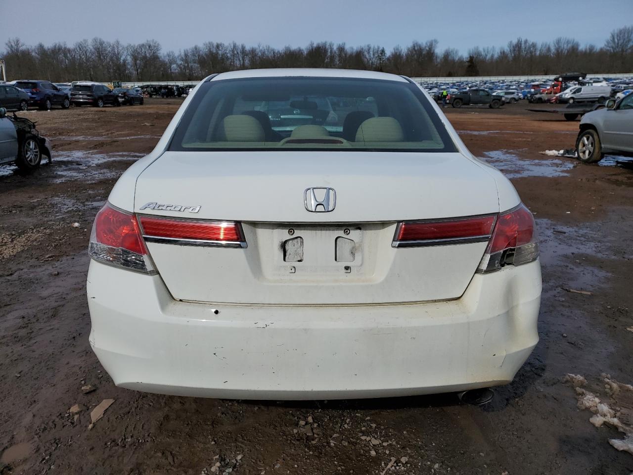 1HGCP2F33BA147711 2011 Honda Accord Lx