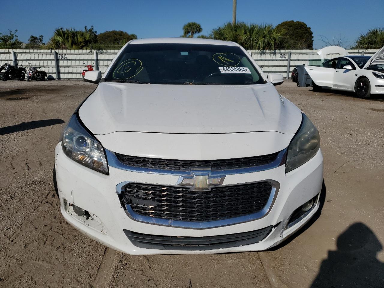 1G11D5SL4FF177677 2015 Chevrolet Malibu 2Lt