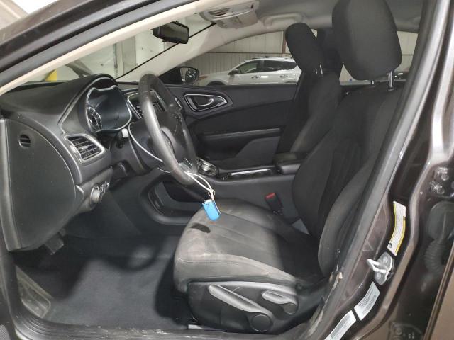 2016 Chrysler 200 - Image 7