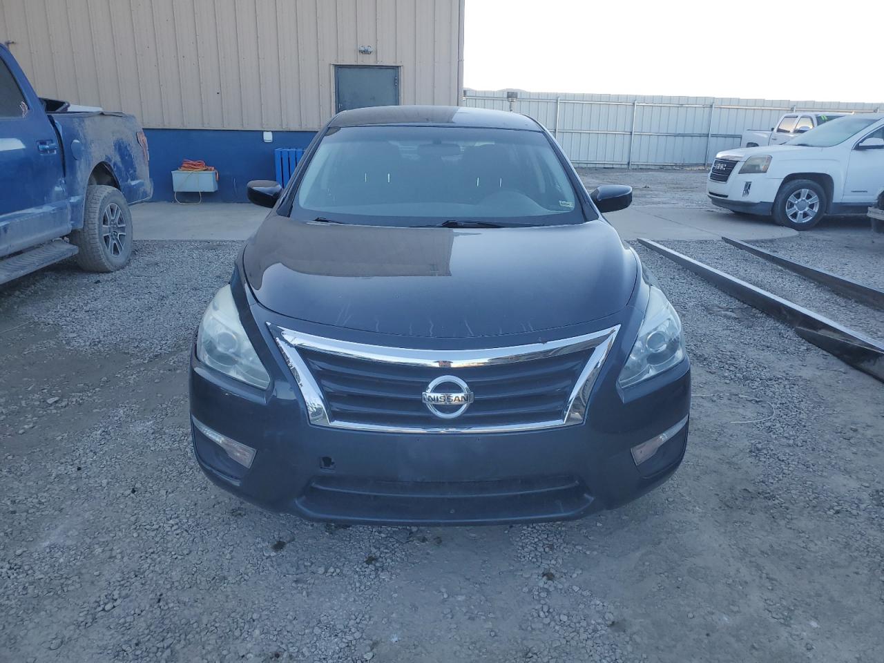 2015 Nissan Altima 2.5 vin: 1N4AL3AP7FC189719