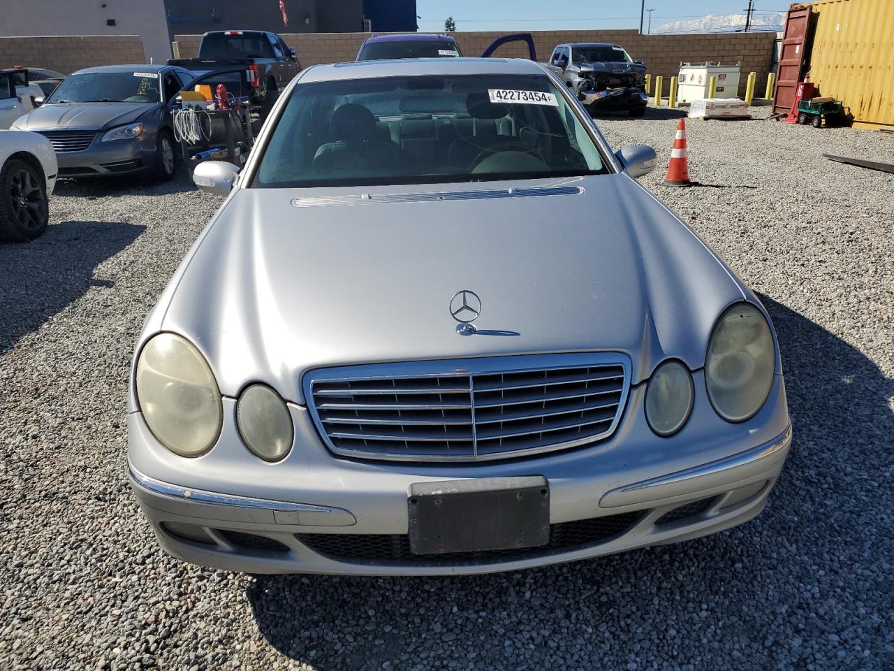 WDBUF65J15A644448 2005 Mercedes-Benz E 320