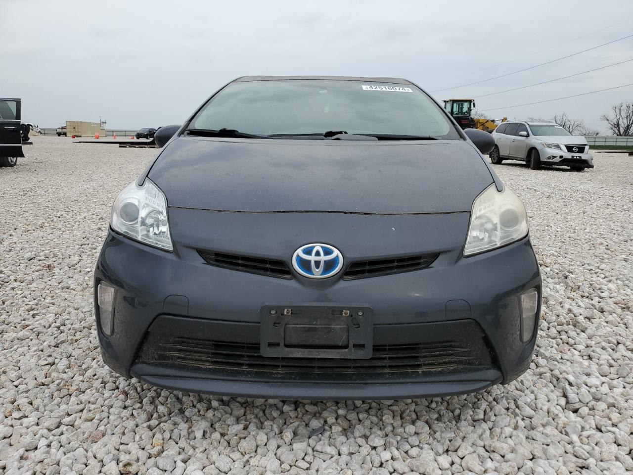 2014 Toyota Prius vin: JTDKN3DU5E1830631