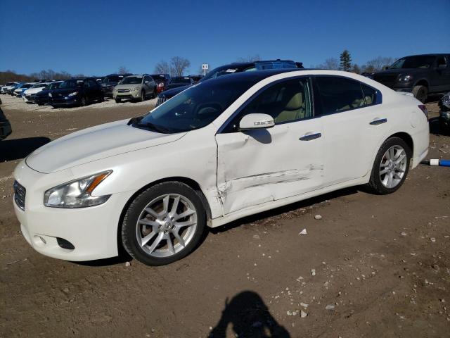 Nissan Maxima