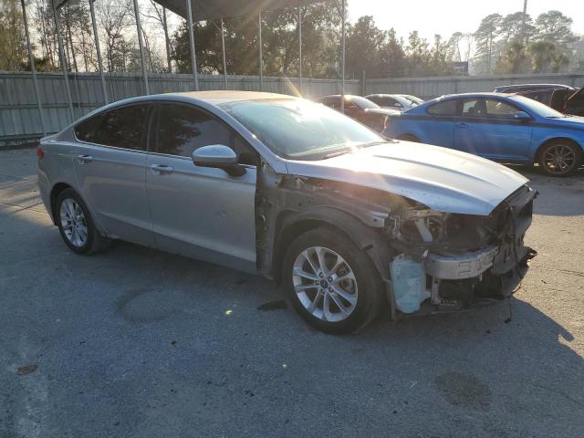 VIN 3FA6P0HD1LR201252 2020 Ford Fusion, SE no.4