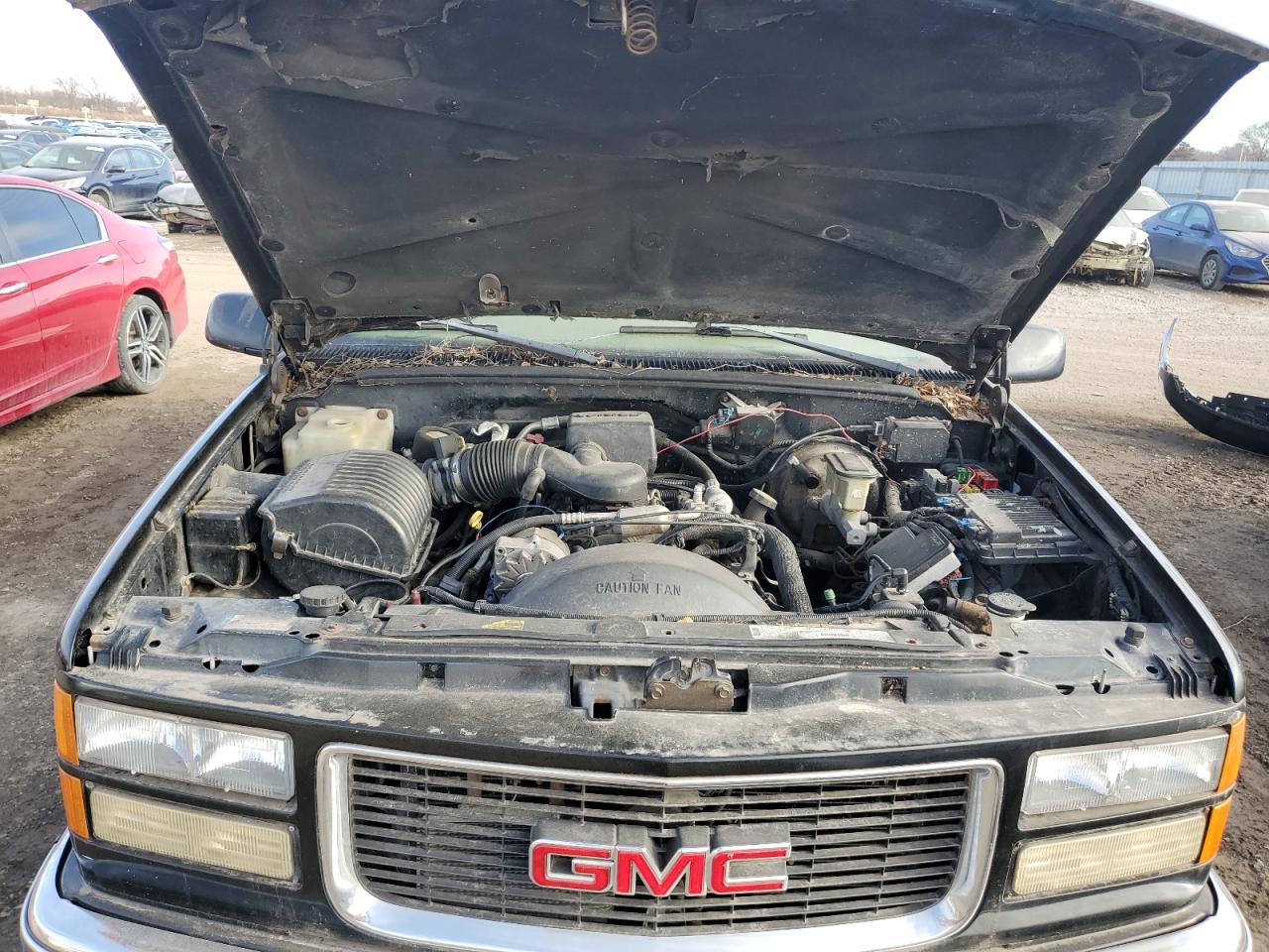 1GKEK13R8WJ727538 1998 GMC Yukon