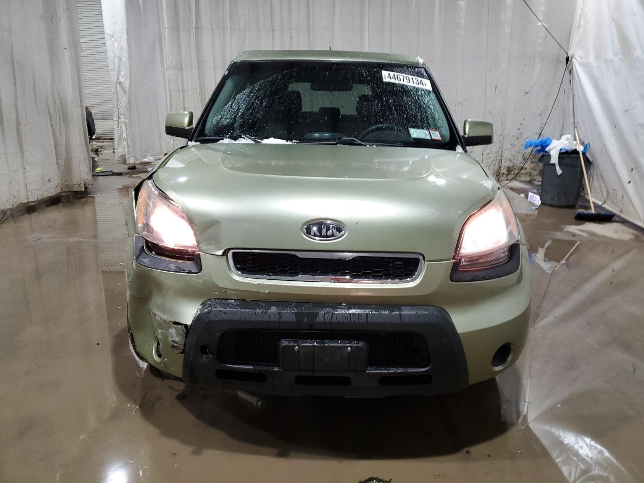 KNDJT2A20B7329623 2011 Kia Soul +