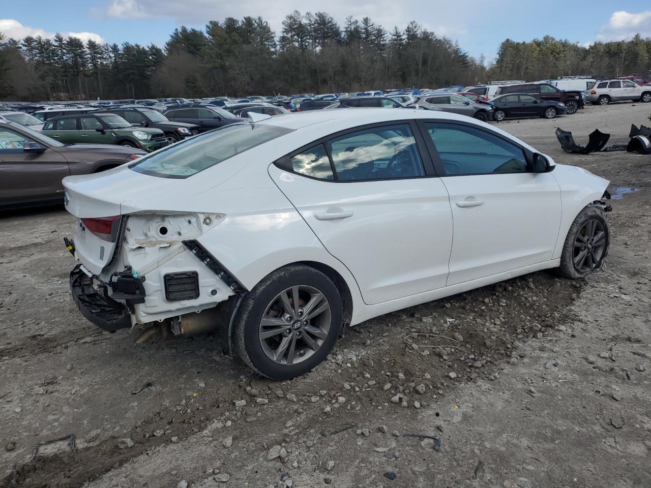 5NPD84LF4JH239685 2018 Hyundai Elantra Sel