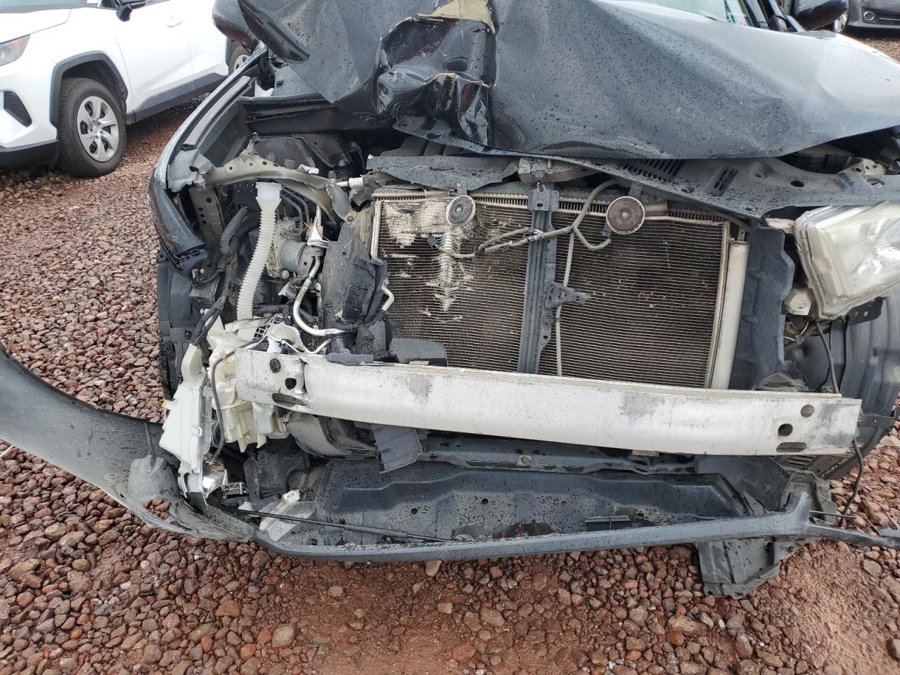 5TDBK3EH8BS047554 2011 Toyota Highlander Base