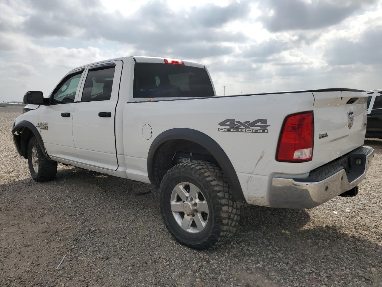 2018 Ram 2500 St vin: 3C6UR5CL7JG379934