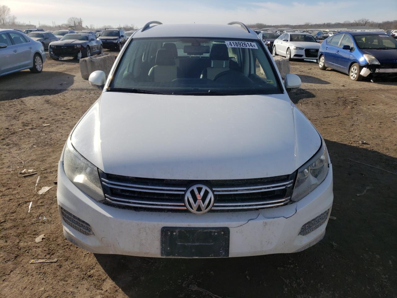 WVGBV7AX1GW029637 2016 Volkswagen Tiguan S