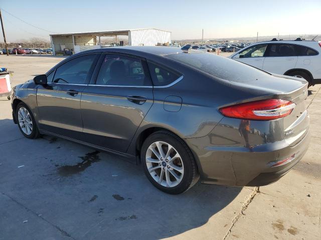 3FA6P0LU8LR156558 Ford Fusion SE 2