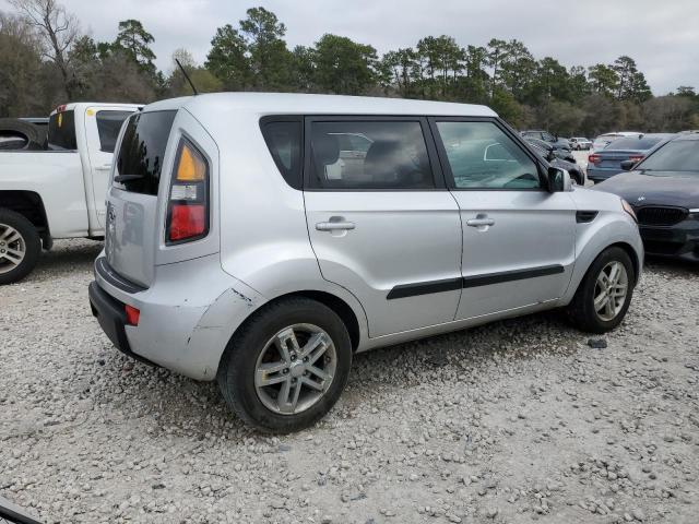 2011 Kia Soul + VIN: KNDJT2A23B7710642 Lot: 44390284
