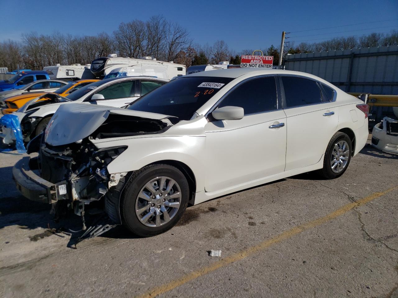 2015 Nissan Altima 2.5 vin: 1N4AL3AP4FN390188