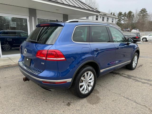 2016 Volkswagen Touareg Vr6 Sport VIN: WVGEF9BP1GD004950 Lot: 39042576