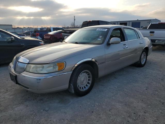 2000 Lincoln Town Car Executive