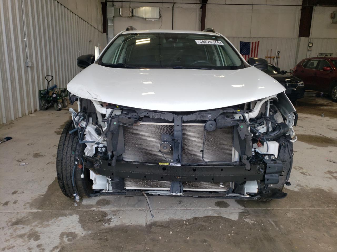 JTMBFREV3HJ116377 2017 Toyota Rav4 Le