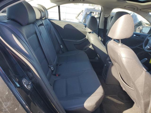 2011 Volkswagen Jetta - Image 10