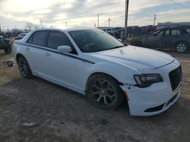 VIN 2C3CCABG2FH772822 2015 Chrysler 300, S no.4