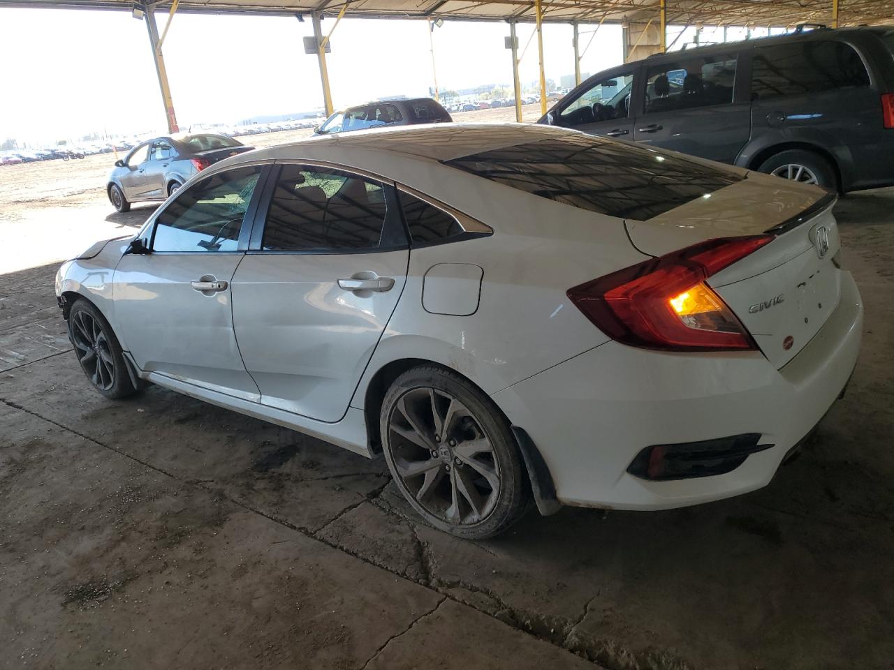 2020 Honda Civic Sport vin: 19XFC2F85LE001327