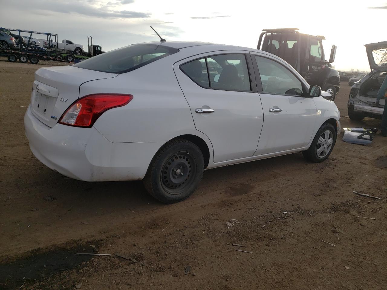 3N1CN7AP5CL815033 2012 Nissan Versa S