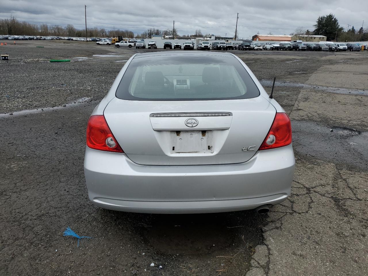 JTKDE167560115840 2006 Toyota Scion Tc