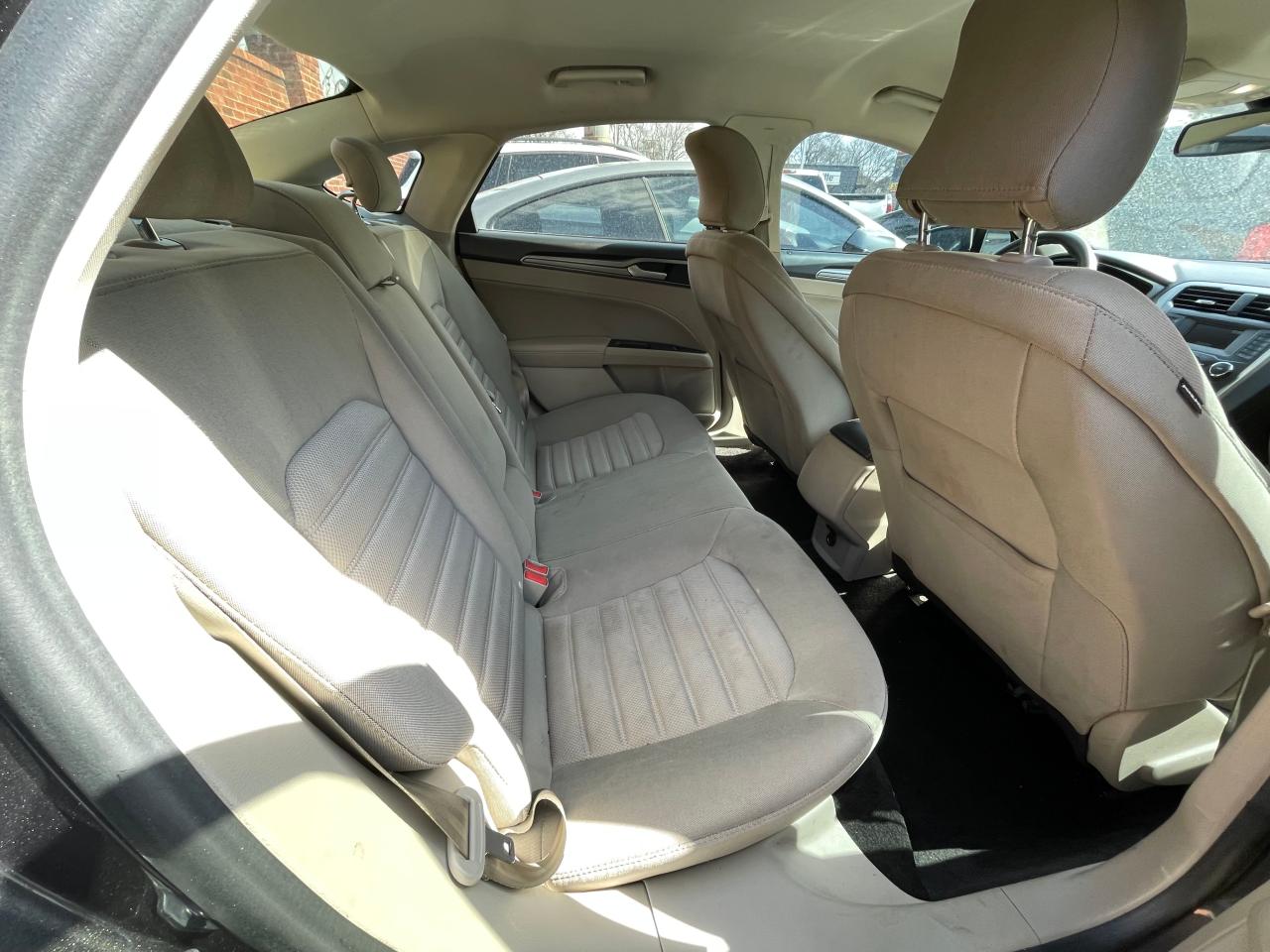 VIN: 3FA6P0HD9JR162701 2018 FORD FUSION