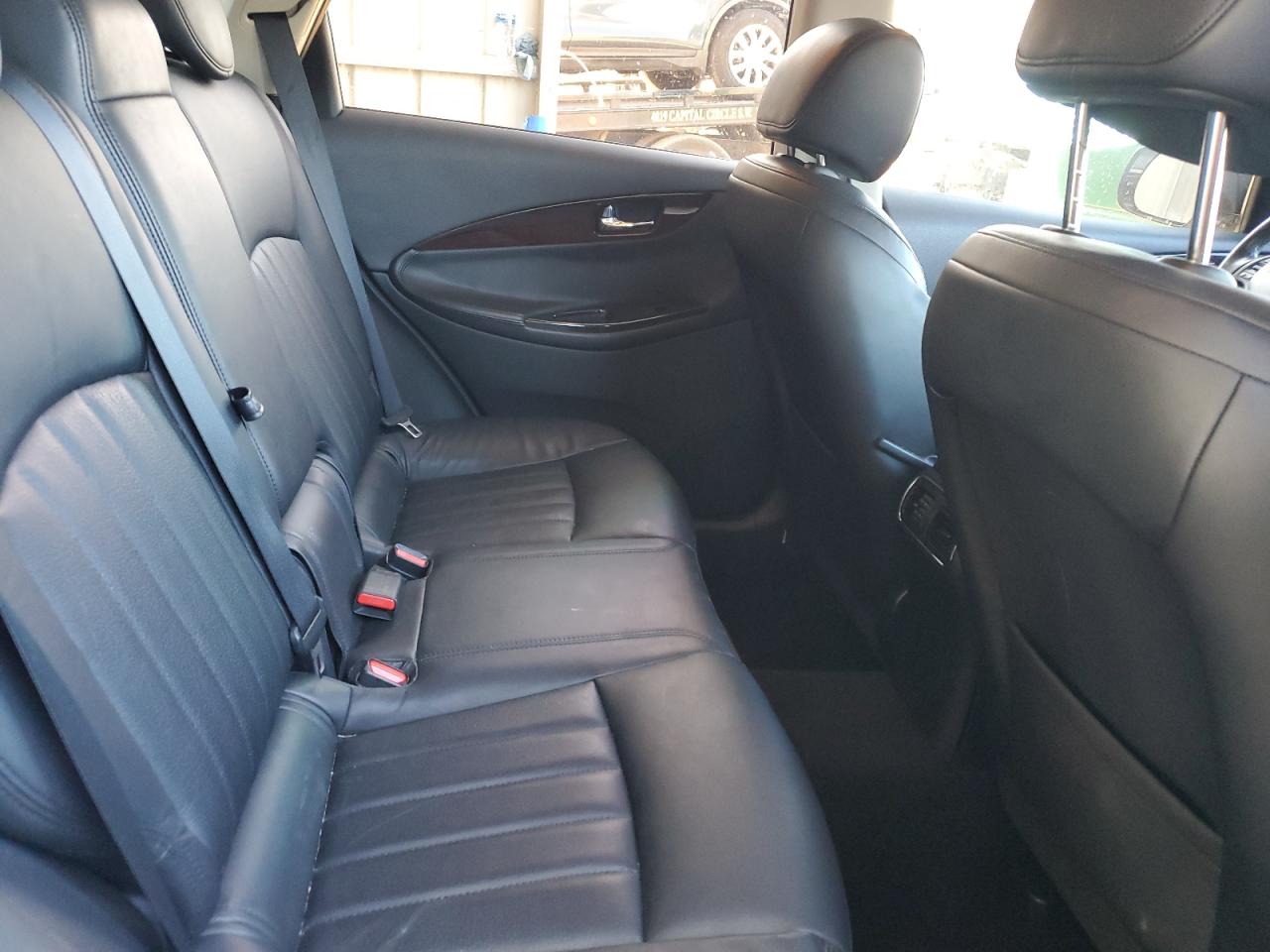 JN1BJ0RP3GM232586 2016 Infiniti Qx50