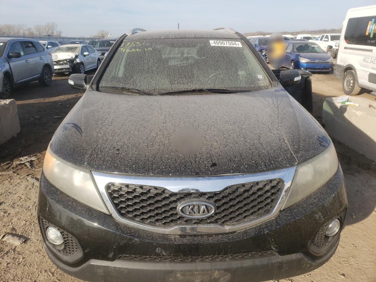 5XYKTCA13BG125869 2011 Kia Sorento Base