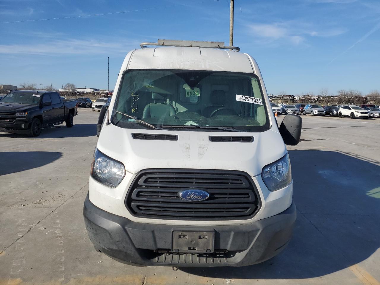 VIN: 1FTYR2CG9KKA52621 2019 FORD TRANSIT