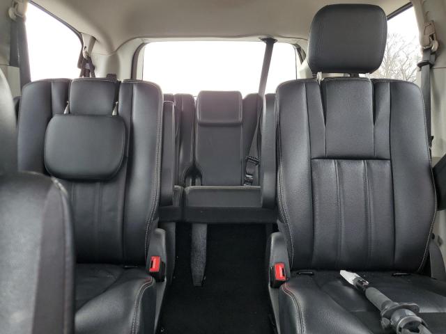 2016 CHRYSLER TOWN & COU - 2C4RC1BG0GR292229