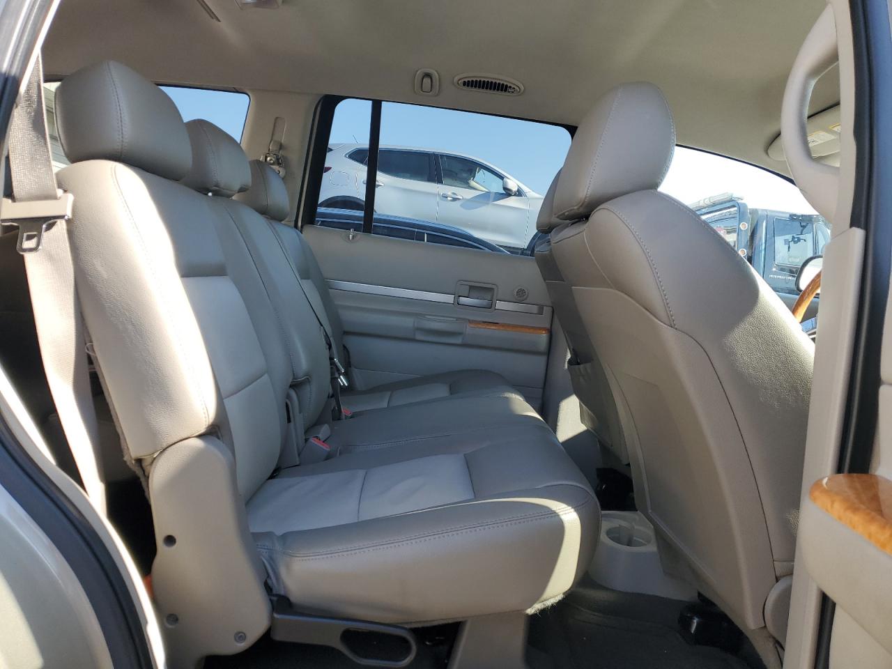 1A8HW58T69F701660 2009 Chrysler Aspen Limited