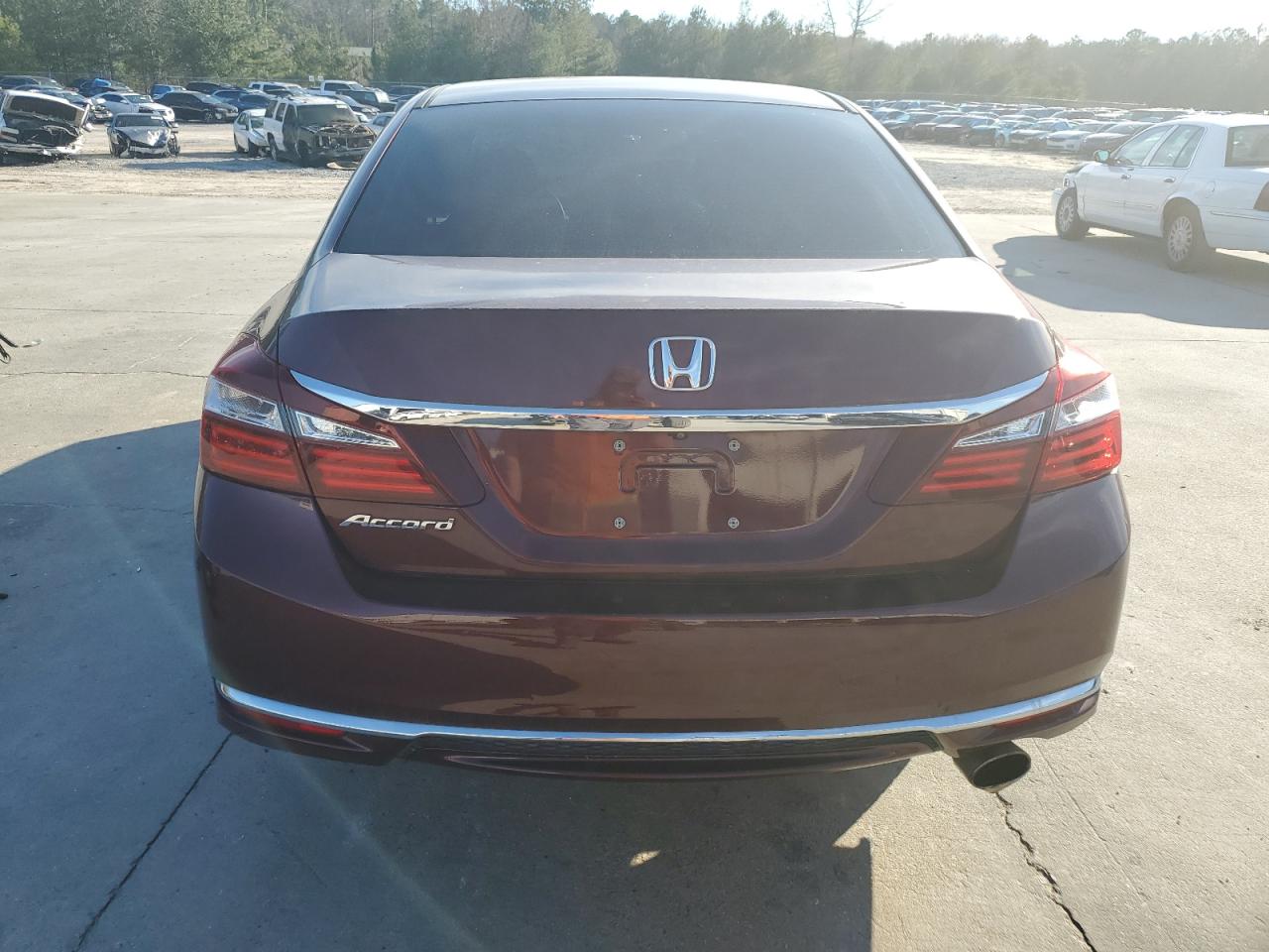 2017 Honda Accord Lx vin: 1HGCR2F35HA063957