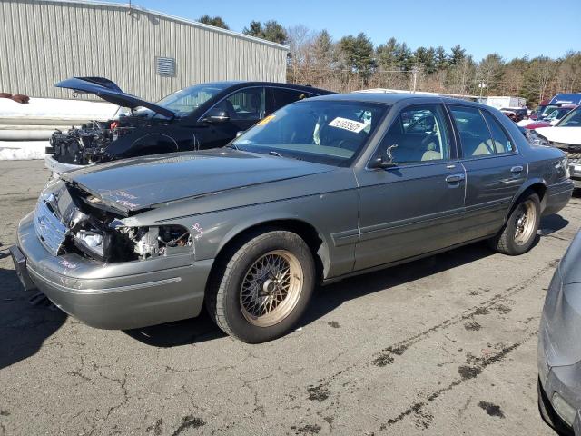 Lot #2473126796 2002 FORD CROWN VICT salvage car