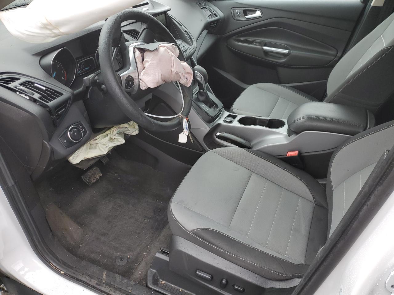 1FMCU9GXXEUD95020 2014 Ford Escape Se