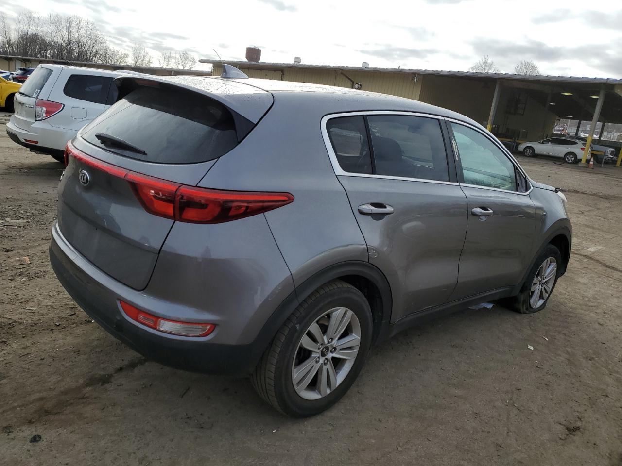 KNDPMCAC1J7417732 2018 Kia Sportage Lx