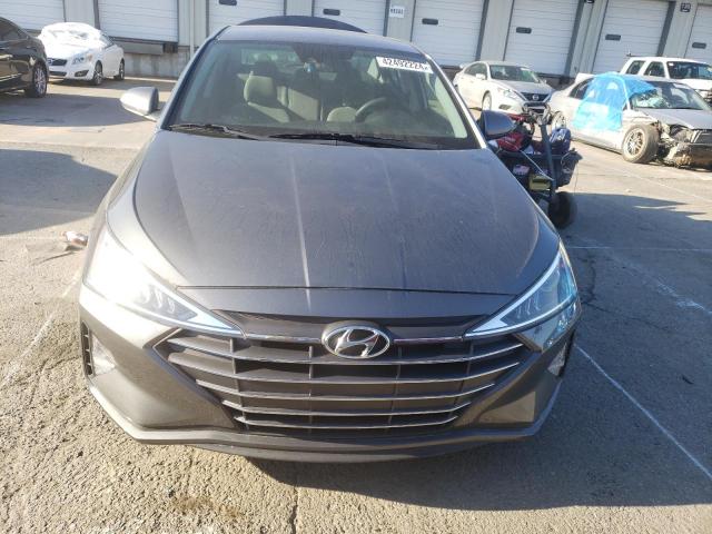 2019 HYUNDAI ELANTRA SE - 5NPD84LF9KH421982