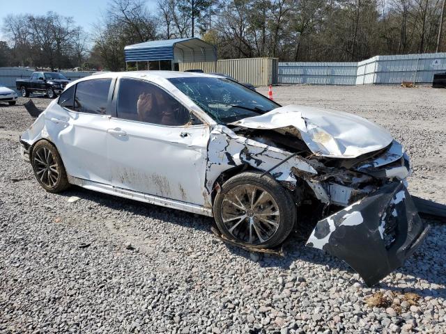2018 TOYOTA CAMRY L 4T1B11HK3JU584868