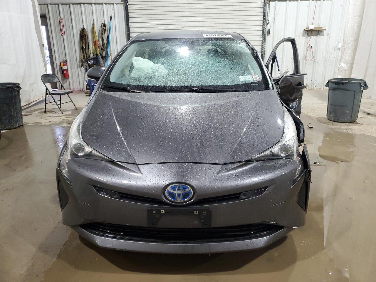 JTDKBRFU5H3577974 2017 Toyota Prius