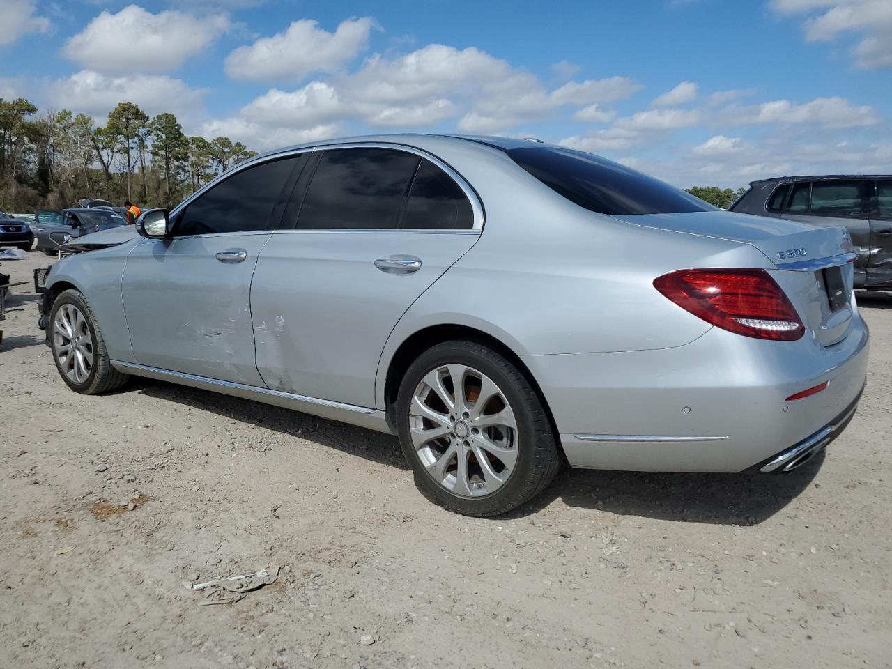 WDDZF4JB8HA175833 2017 Mercedes-Benz E 300