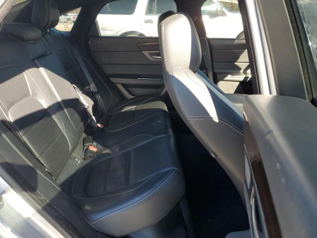 2017 JAGUAR XF S SAJBG4BV1HCY48226