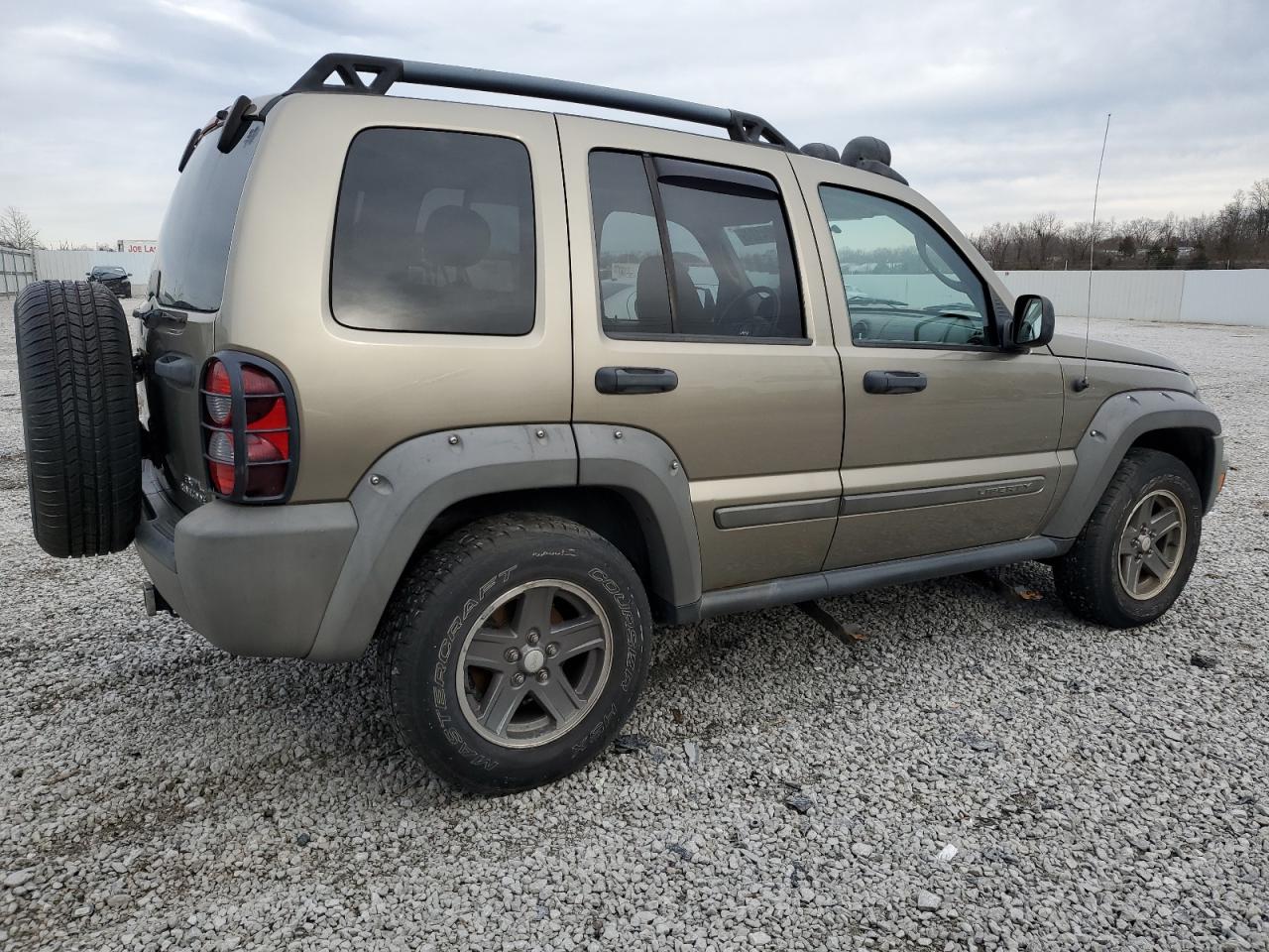 1J4GL38K35W500911 2005 Jeep Liberty Renegade