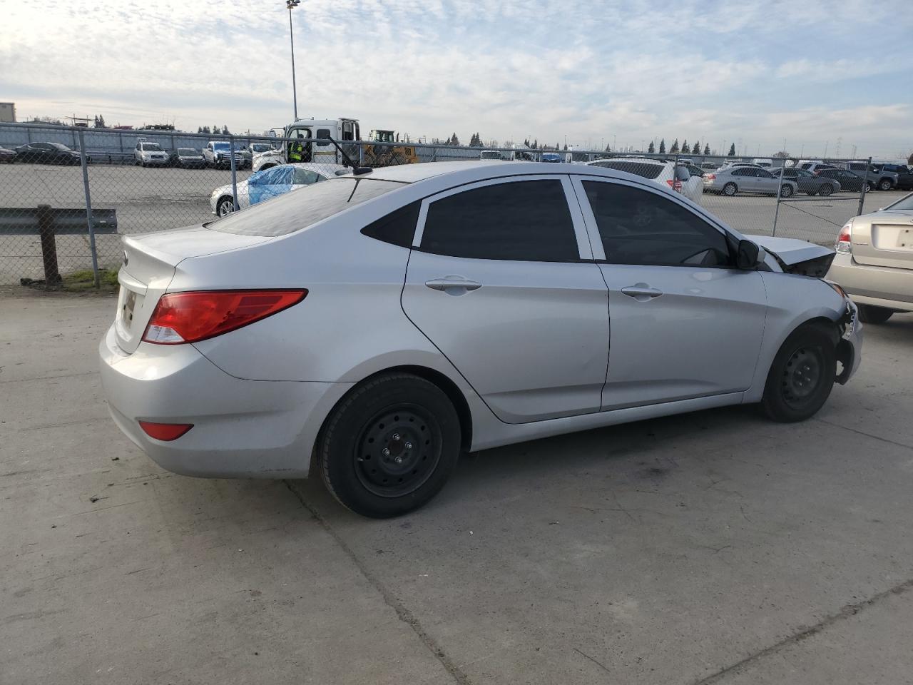 KMHCT4AE4FU831696 2015 Hyundai Accent Gls