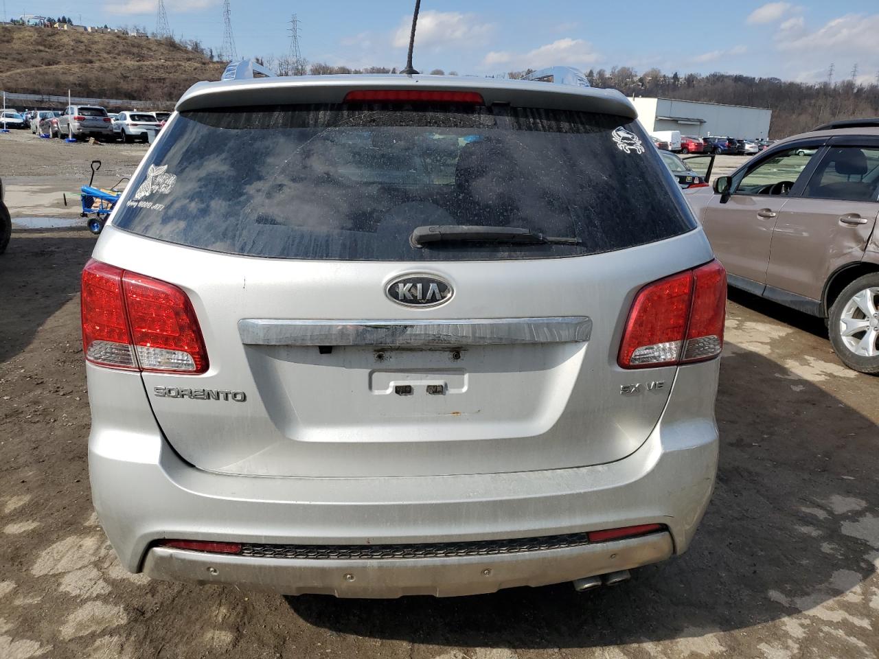 5XYKWDA23BG100086 2011 Kia Sorento Sx