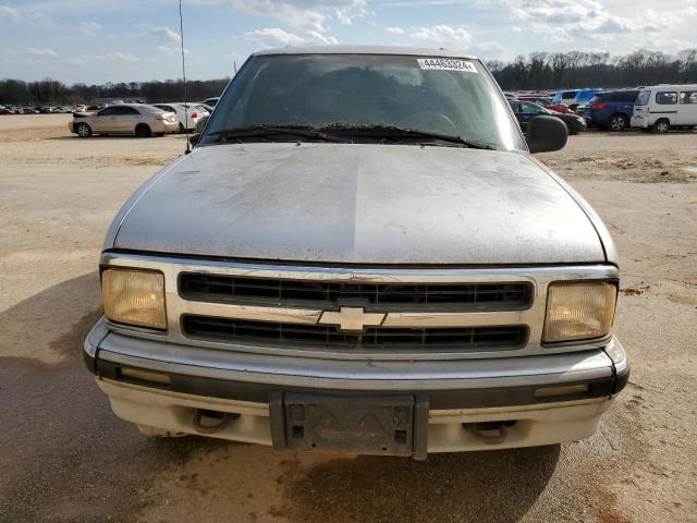 1GNDT13W0V2138199 1997 Chevrolet Blazer