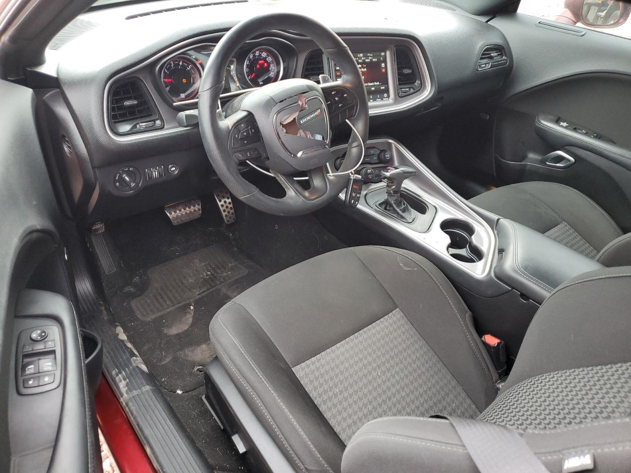 2C3CDZBT4KH724385 2019 Dodge Challenger R/T 2C3CDZBT4KH724385 2019 Dodge Challenger R/T